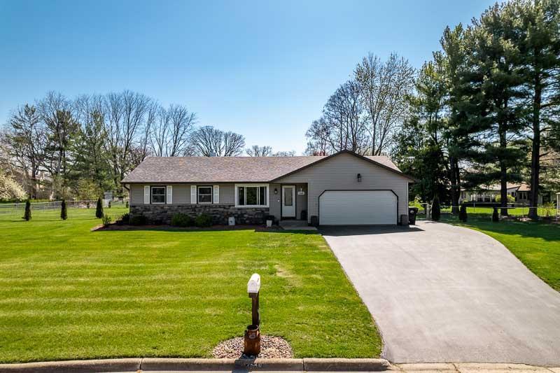 Property Photo:  2540 Austin Place  WI 53511 