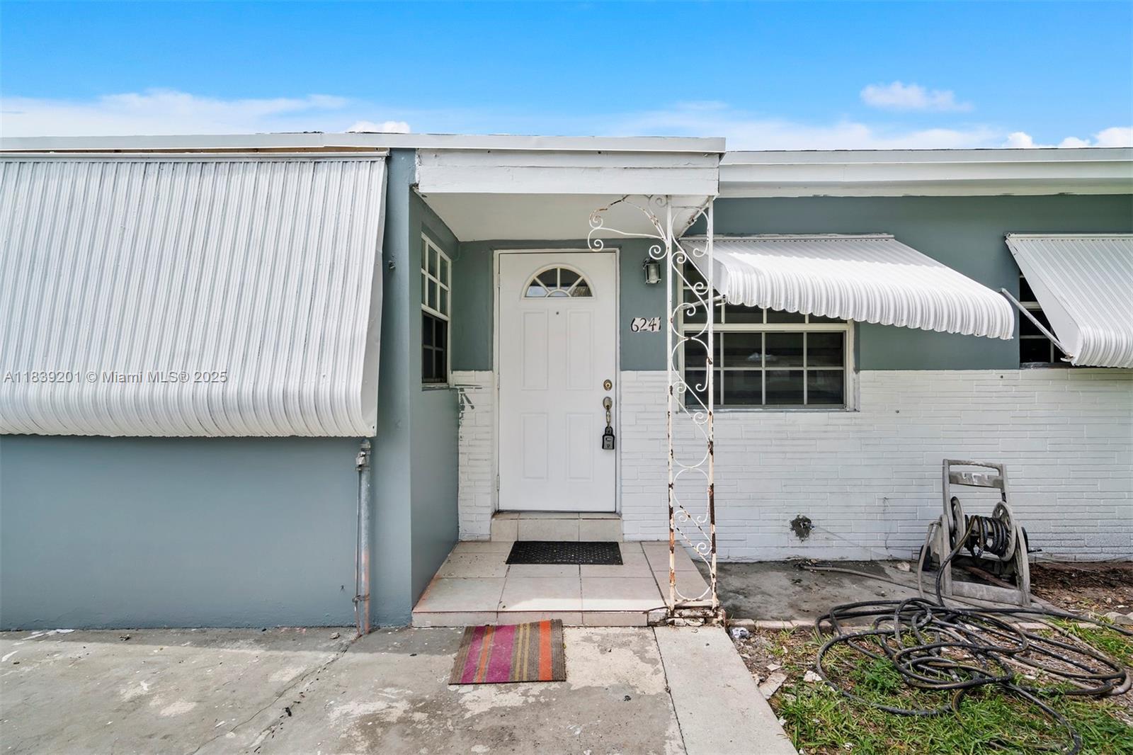 Property Photo:
