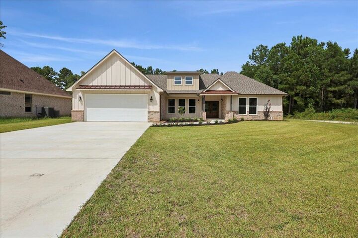 Property Photo: 1990 Brenner Blvd TX 77657