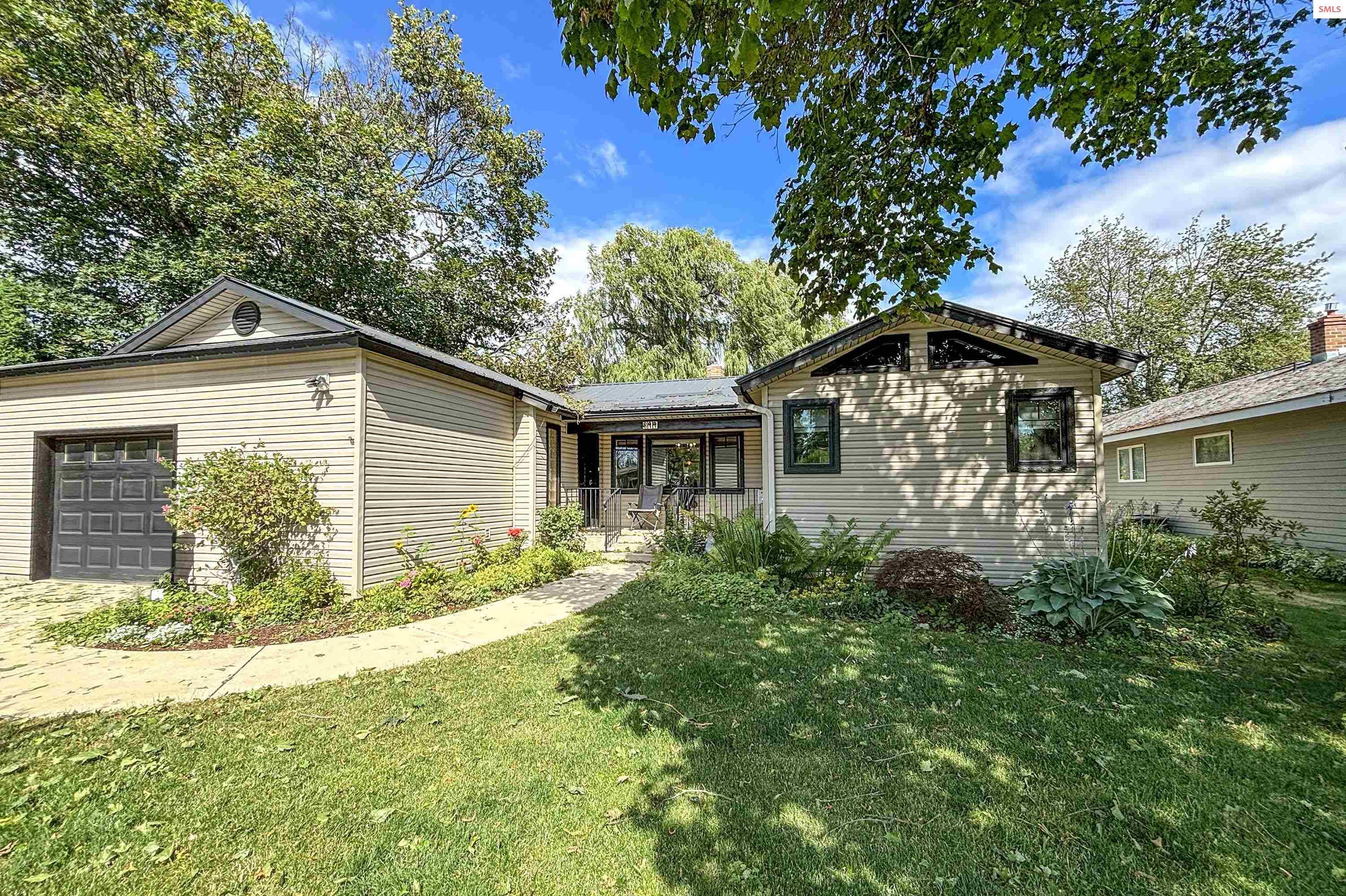 311 St Clair Avenue  Sandpoint ID 83864 photo