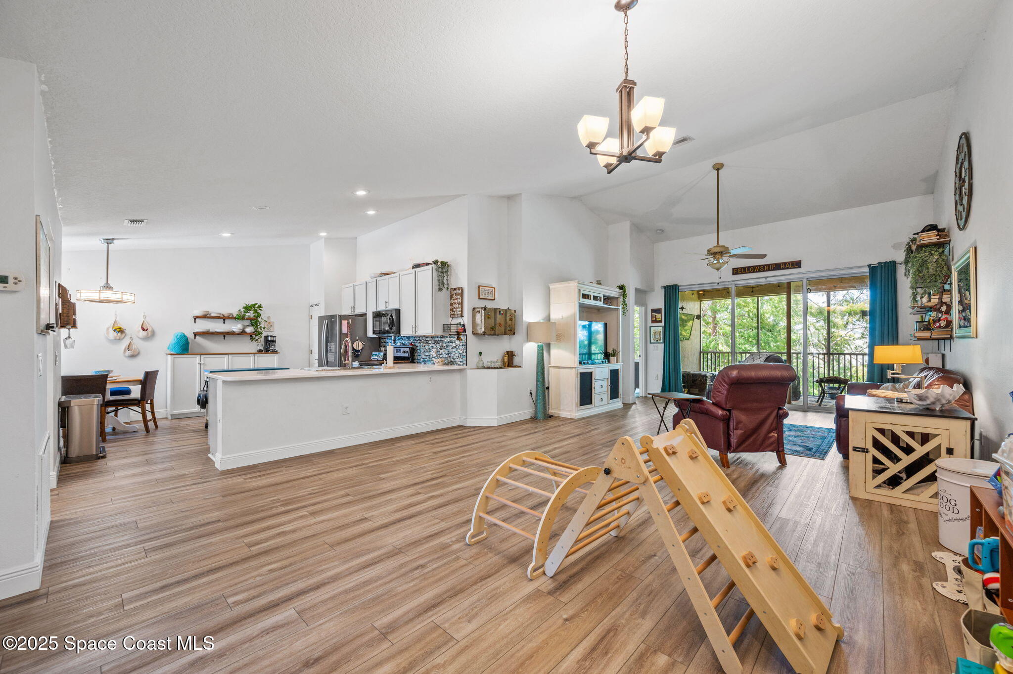 Property Photo:  500 Trotter Lane  FL 32940 
