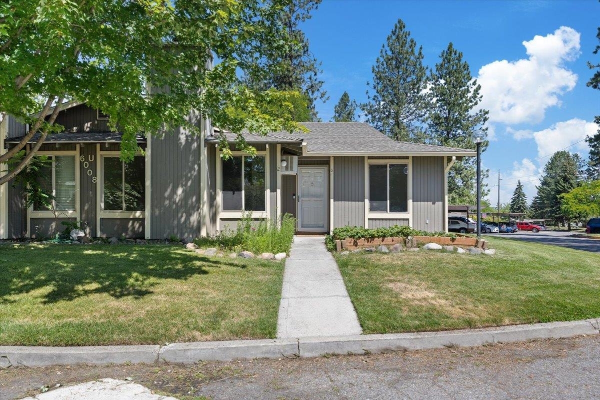 Property Photo:  6008 E 6th Ave U-2  WA 99212 