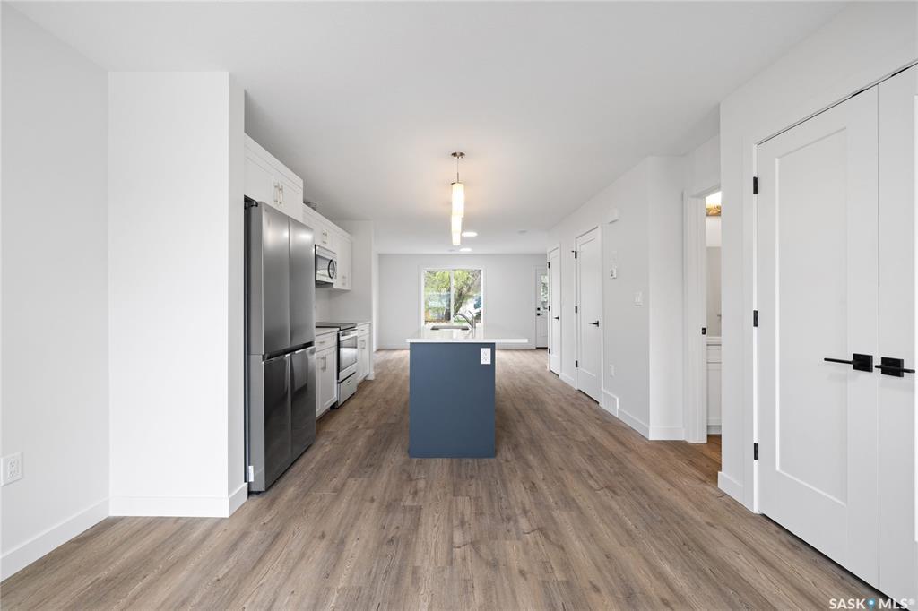 Property Photo:  75 3rd Avenue 2 A/B  SK S0G 3C0 