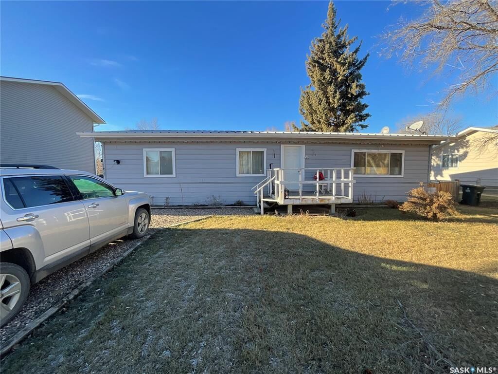 Property Photo:  311 Main Street  SK S0K 0N0 
