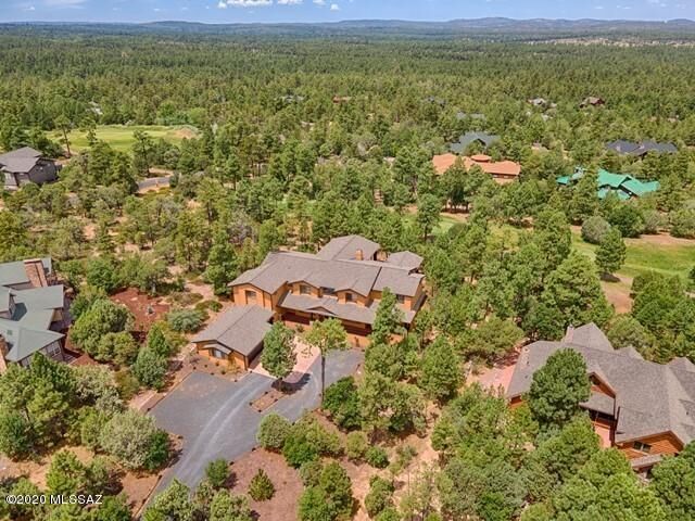Property Photo: 910 S Barberry Lane AZ 85901
