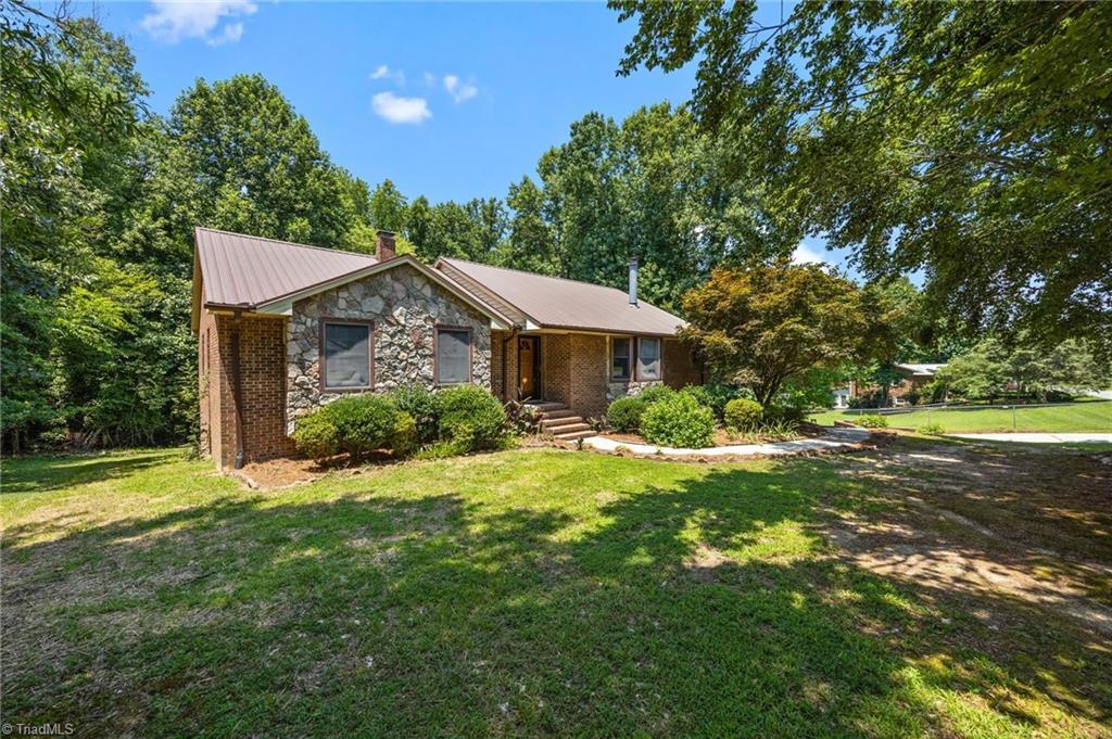 Property Photo: 155 Spring Hollow Road NC 27262