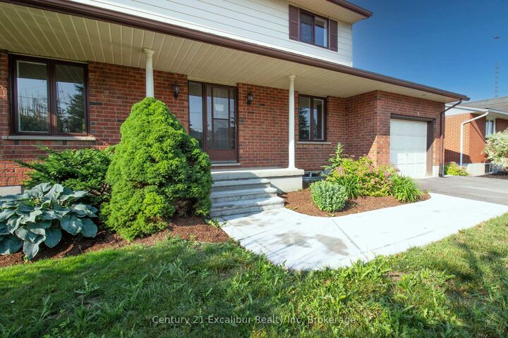 Property Photo:  238 Adelaide Street  ON N0G 1A0 