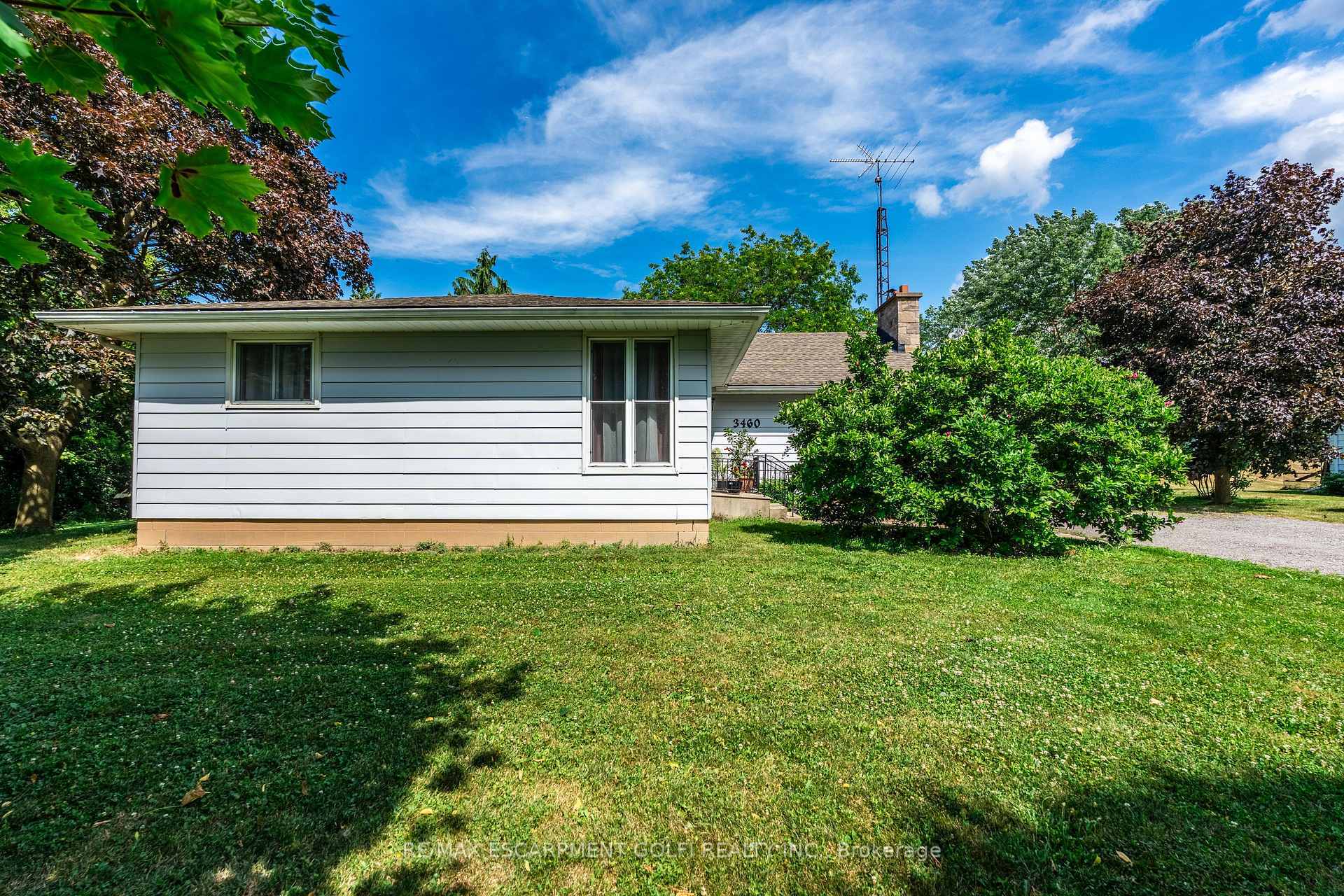 Property Photo: 3460 Garner Road ON L2E 6S4