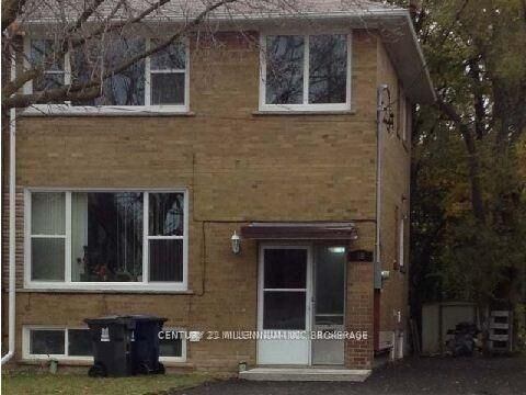 Photo de la propriété:  59 Garthdale Court Upper  ON M3H 5P7 