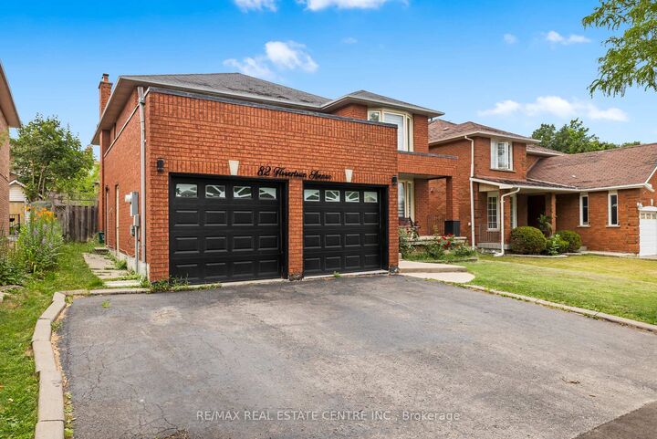 Photo de la propriété:  82 Flowertown Avenue  ON L6X 2K7 