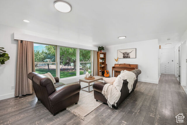 Property Photo:  393 S 800 E  UT 84660 