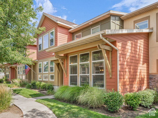 Property Photo: 3771 W Mandrake View Ct UT 84095
