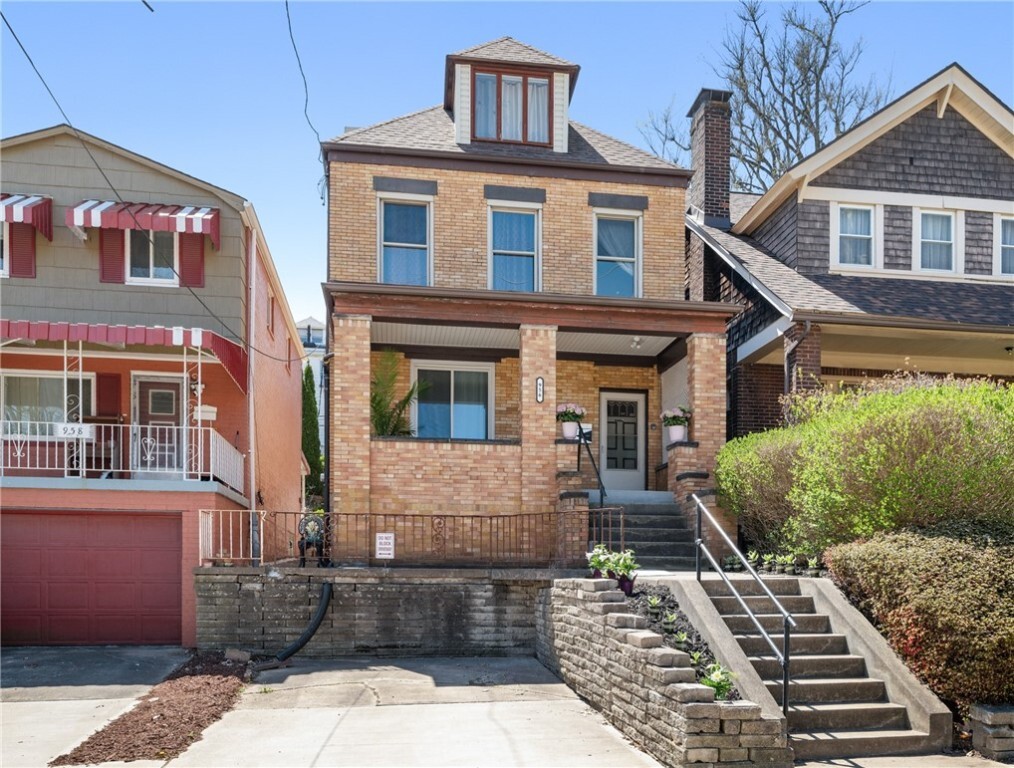 Property Photo:  956 Greenfield Avenue  PA 15217 