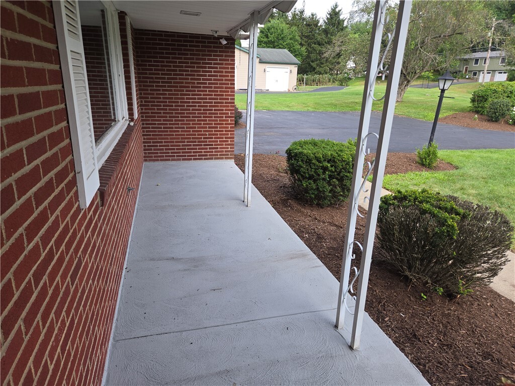 Property Photo: 264 Allison Rd PA 15044