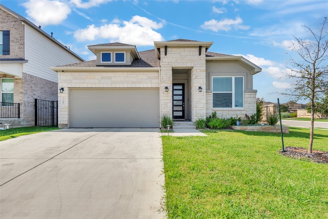 Property Photo: 187 Alicante Lane TX 78642