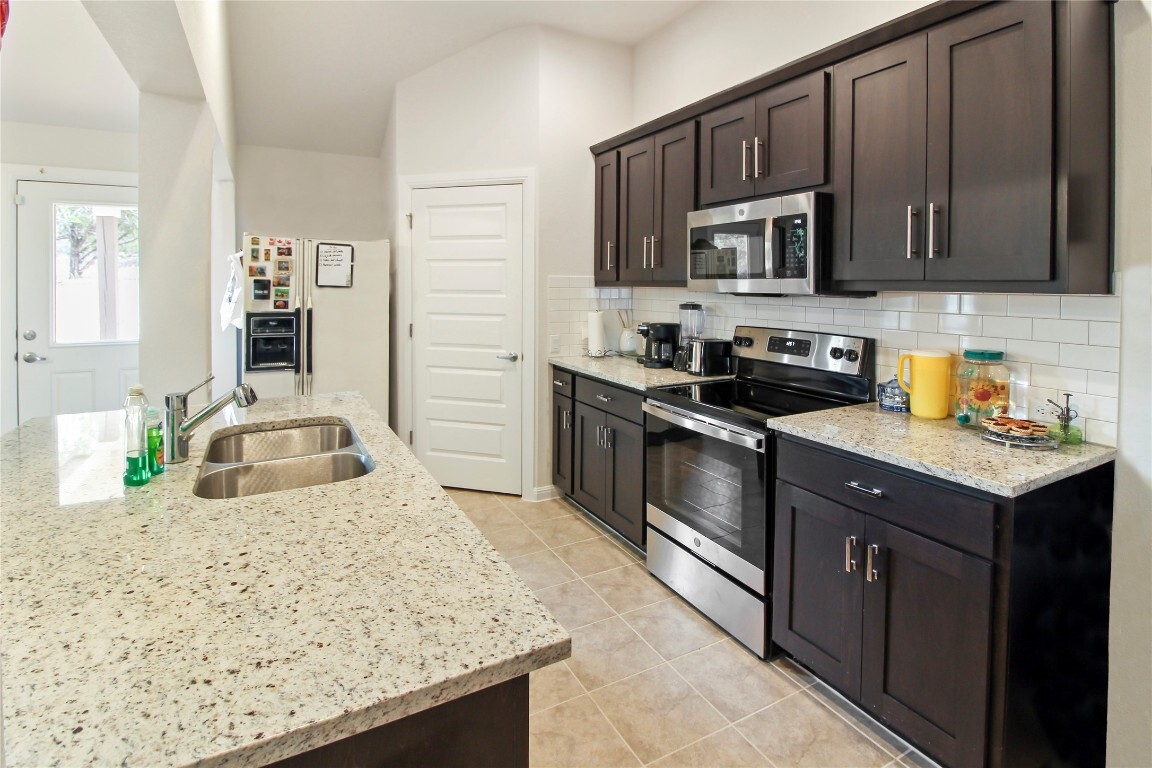 Property Photo:  21102 Niagara Cove  TX 78645 