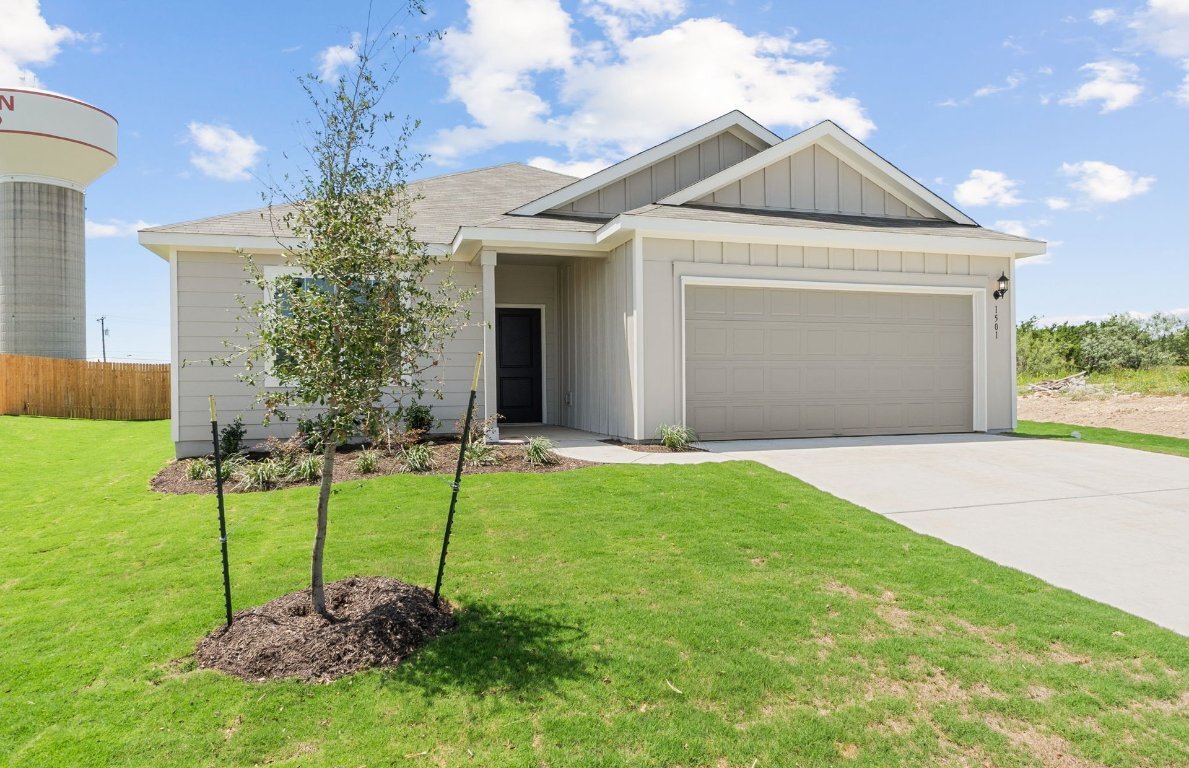 Property Photo: 1501 Sky Vista Drive TX 76513