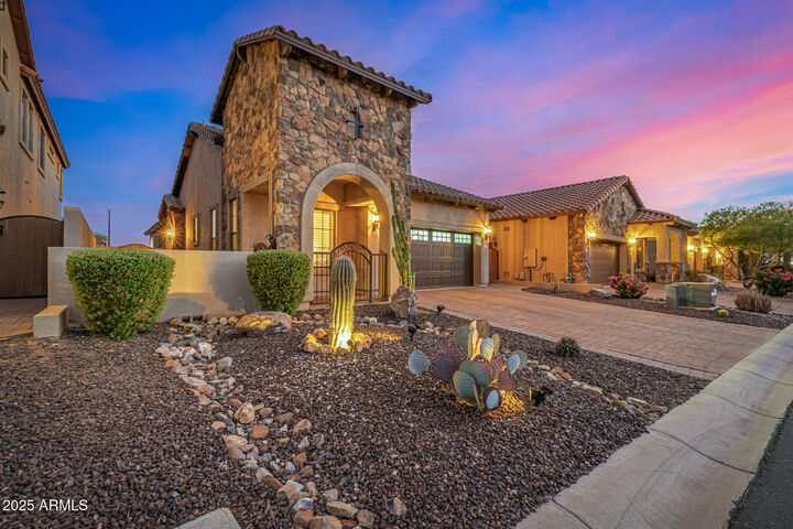 Property Photo:  8517 E Indigo Street  AZ 85207 