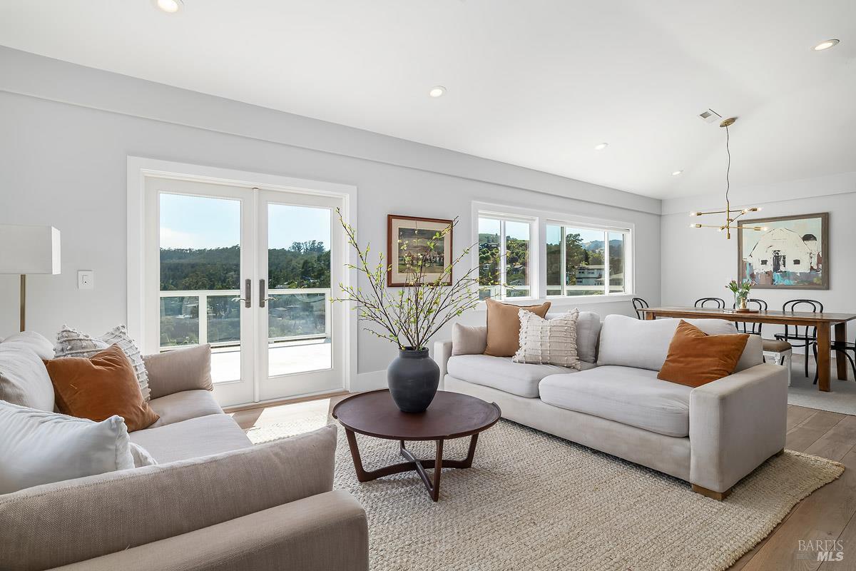 Property Photo: 900 Valley View Lane CA 94941