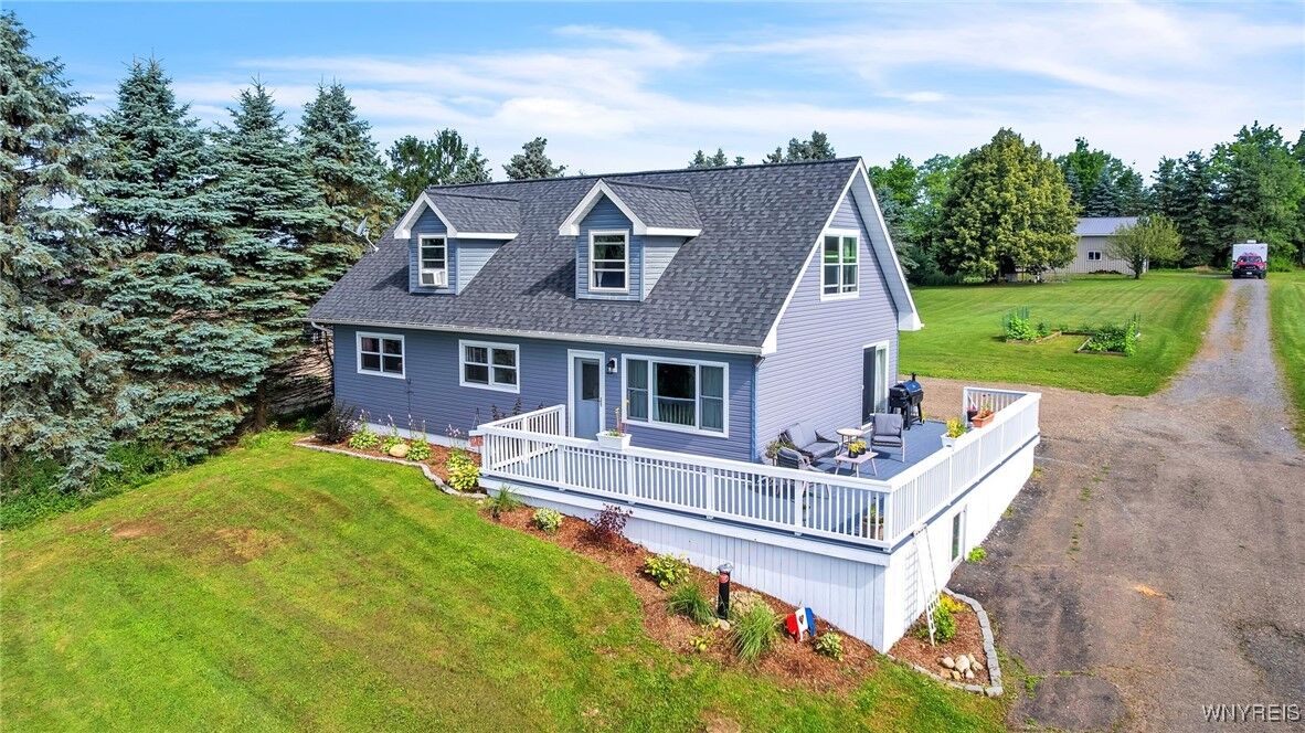 Property Photo: 6882 Genesee Road NY 14141