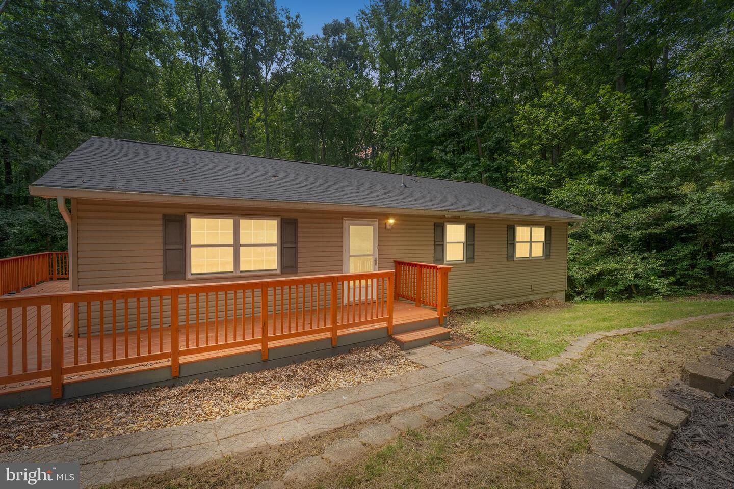 Property Photo: 7224 Washington Drive VA 22485