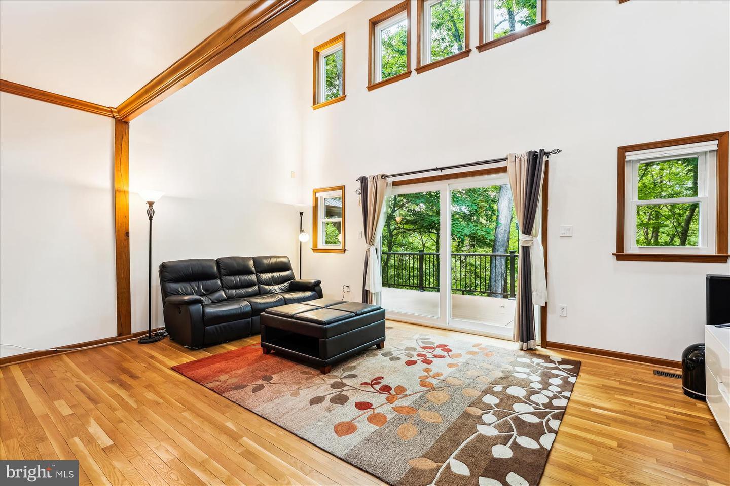 6364 Evangeline Lane  Alexandria VA 22312 photo