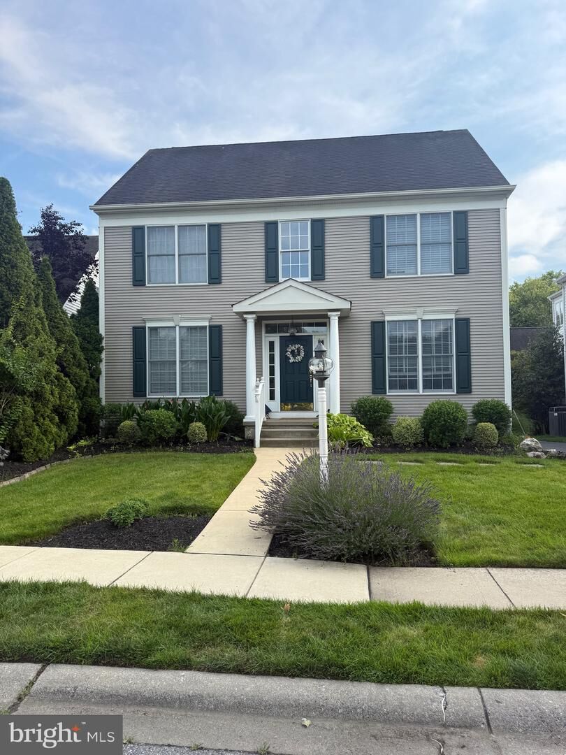 Property Photo:  47 Hampshire Way  NJ 08055 