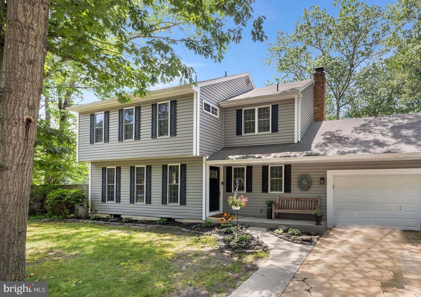 Property Photo:  10 Waltham Way  NJ 08081 