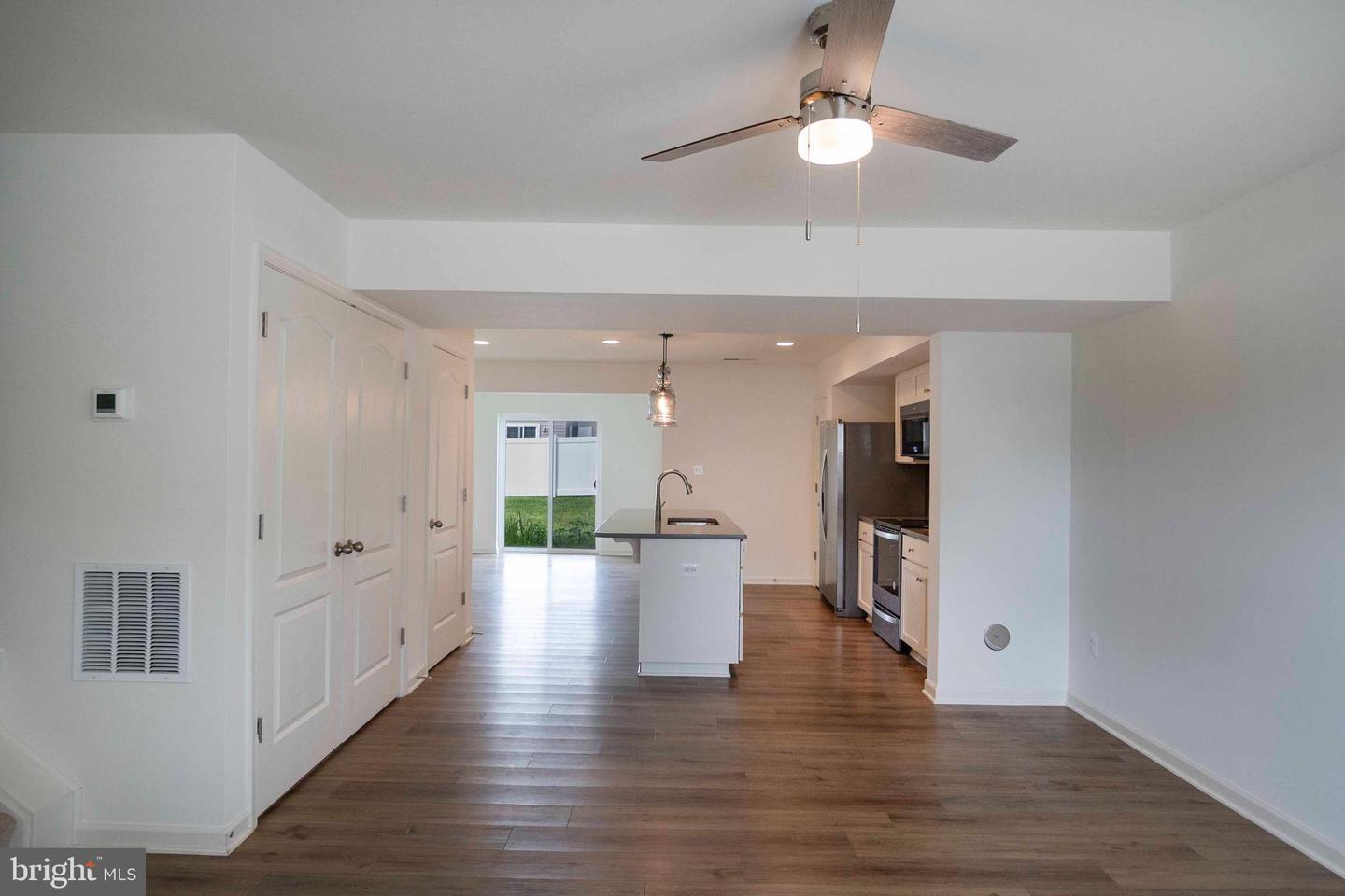 Property Photo:  15 Pitch Pine Ct  WV 25413 