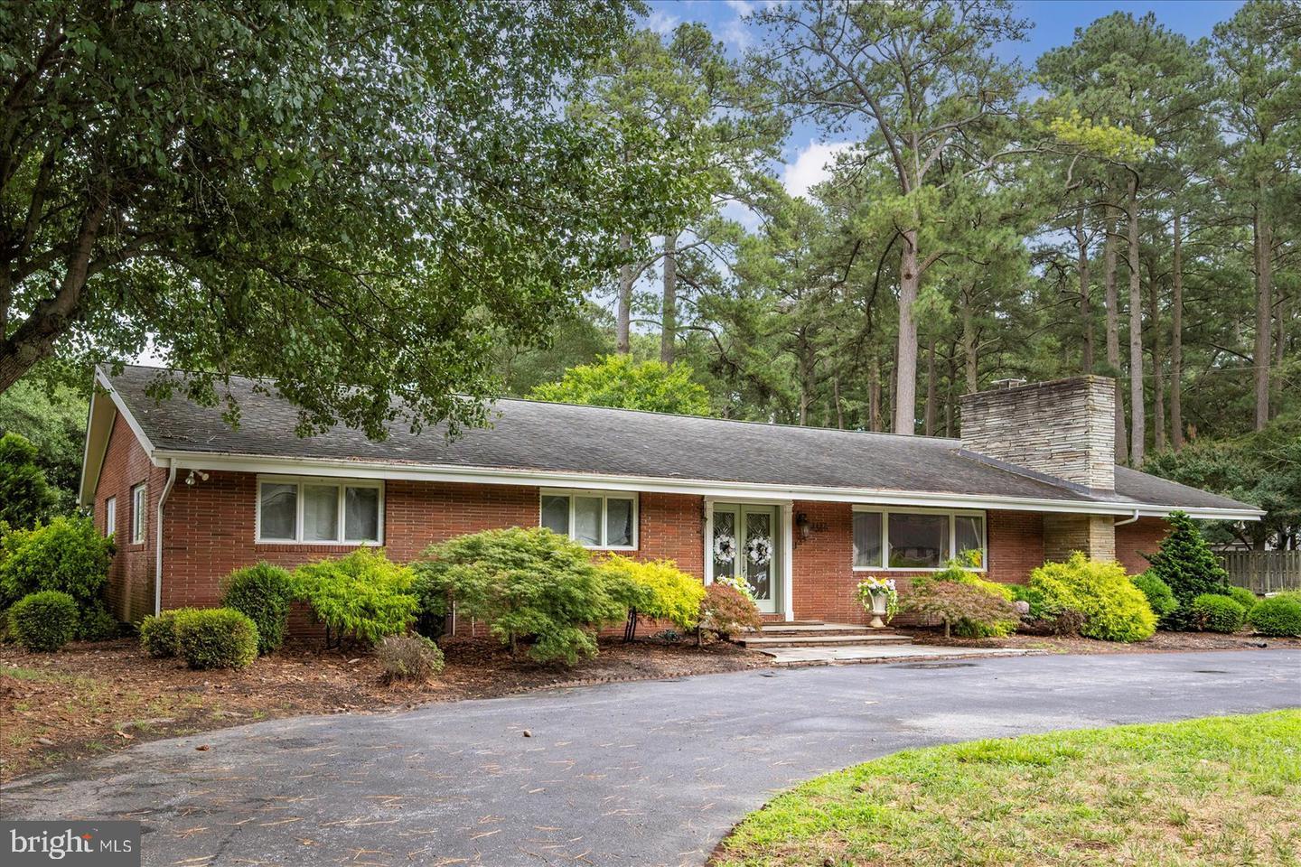 Property Photo: 1137 Riverside Drive MD 21801