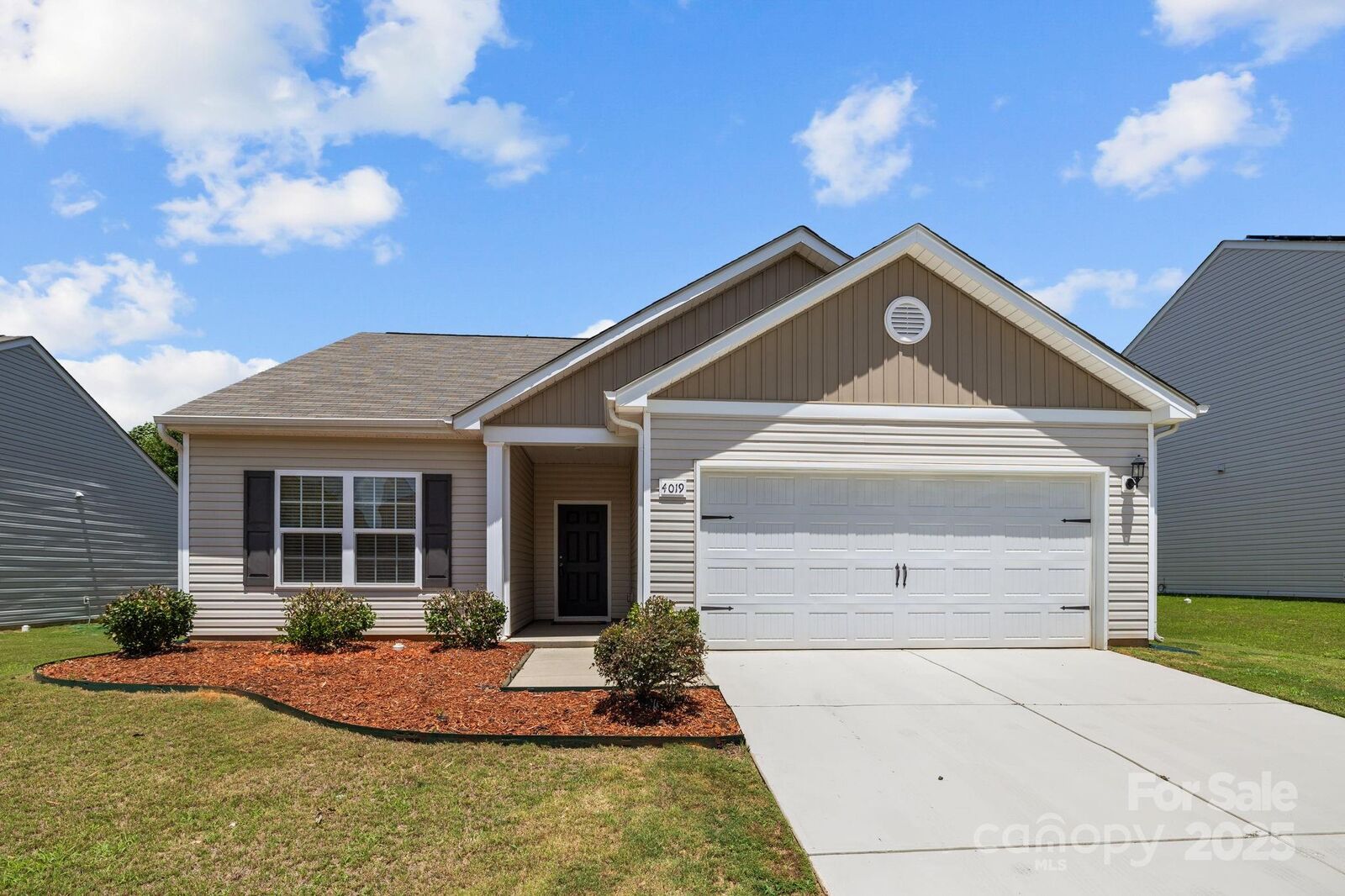 Property Photo:  4019 Munson Drive  NC 28215 