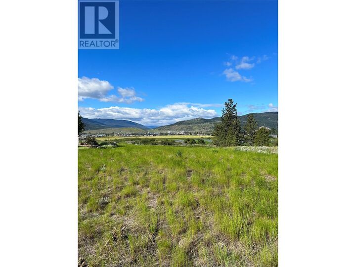 Property Photo:  2488 Spring Bank Avenue  BC V1K 1S1 