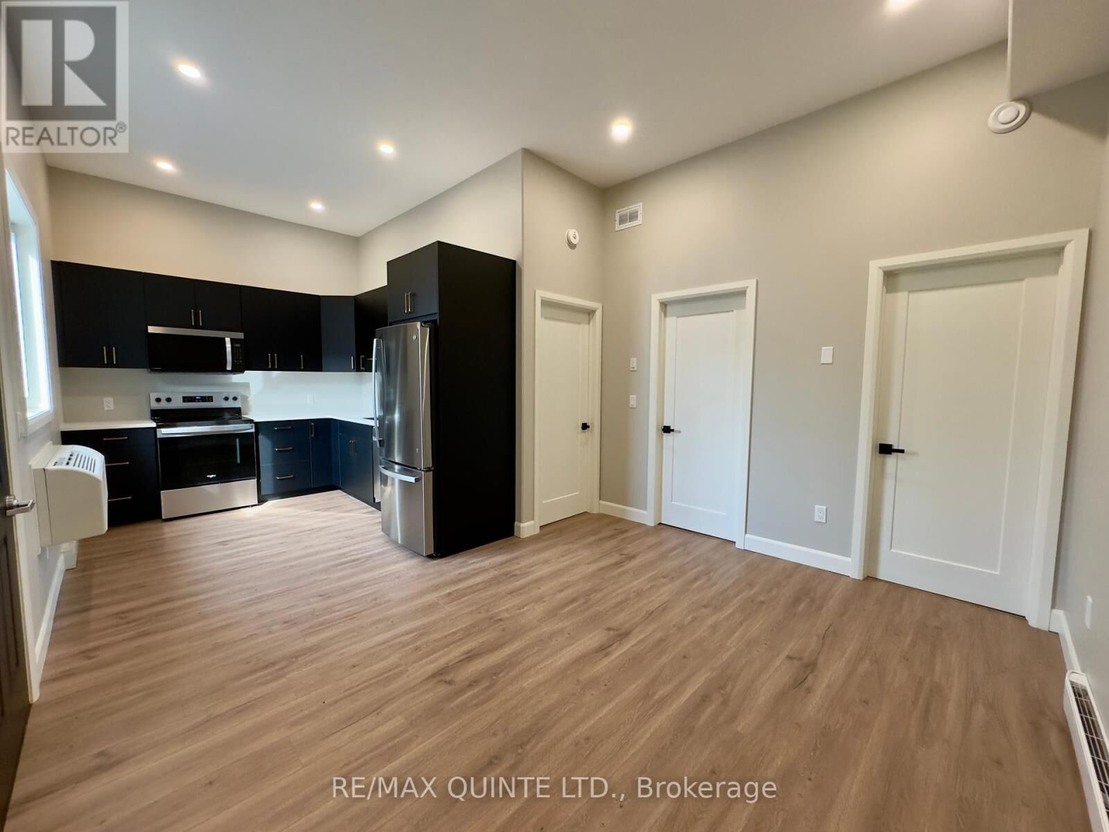 Property Photo:  330 Victoria Street 1  ON K0K 3J0 