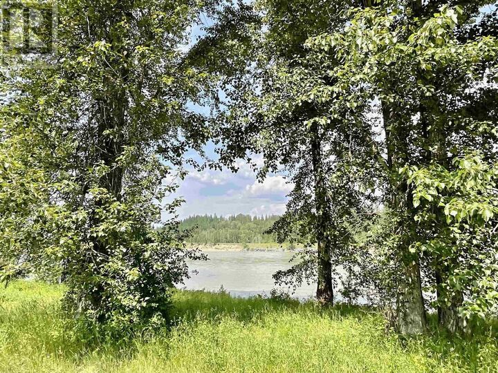 Property Photo: 1702 Dyke Road 132 BC V2J 6A4