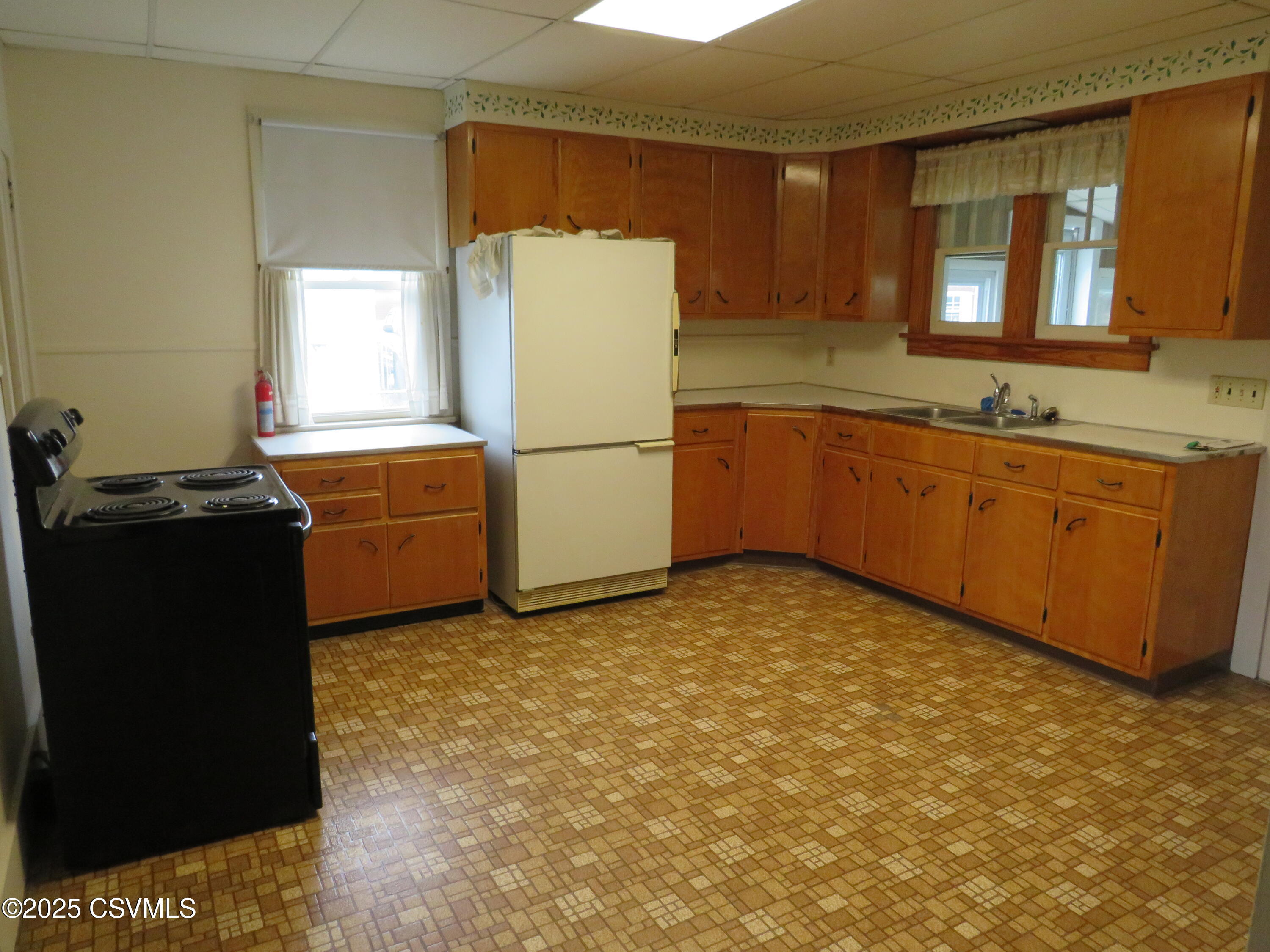 Property Photo: 1606 Spring Garden Avenue PA 18603