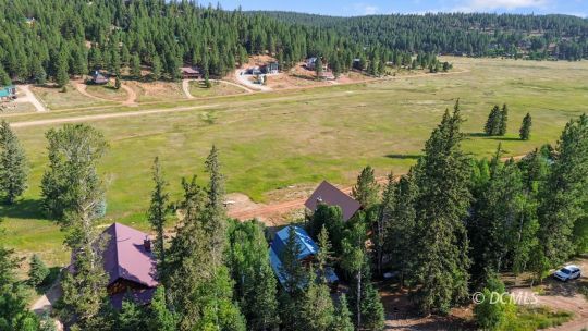 Property Photo: 1885 E Strawberry Point Rd UT 84762