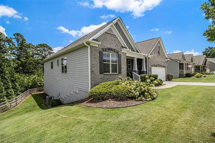 Property Photo: 5780 Stellata Circle Circle GA 30028