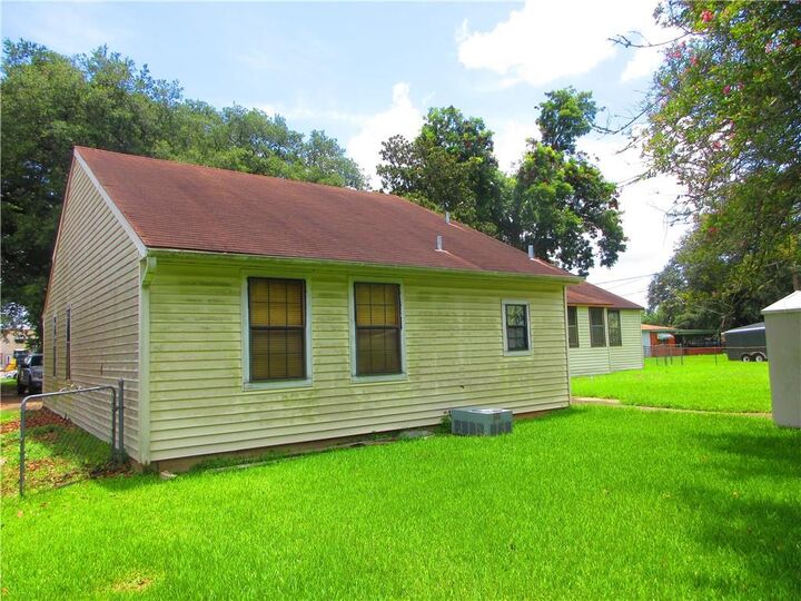 Property Photo: 5610 Gene Ball Drive LA 71302