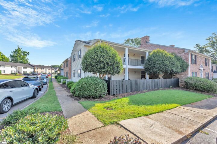 925 Cleveland Street #64  Greenville SC 29601 photo