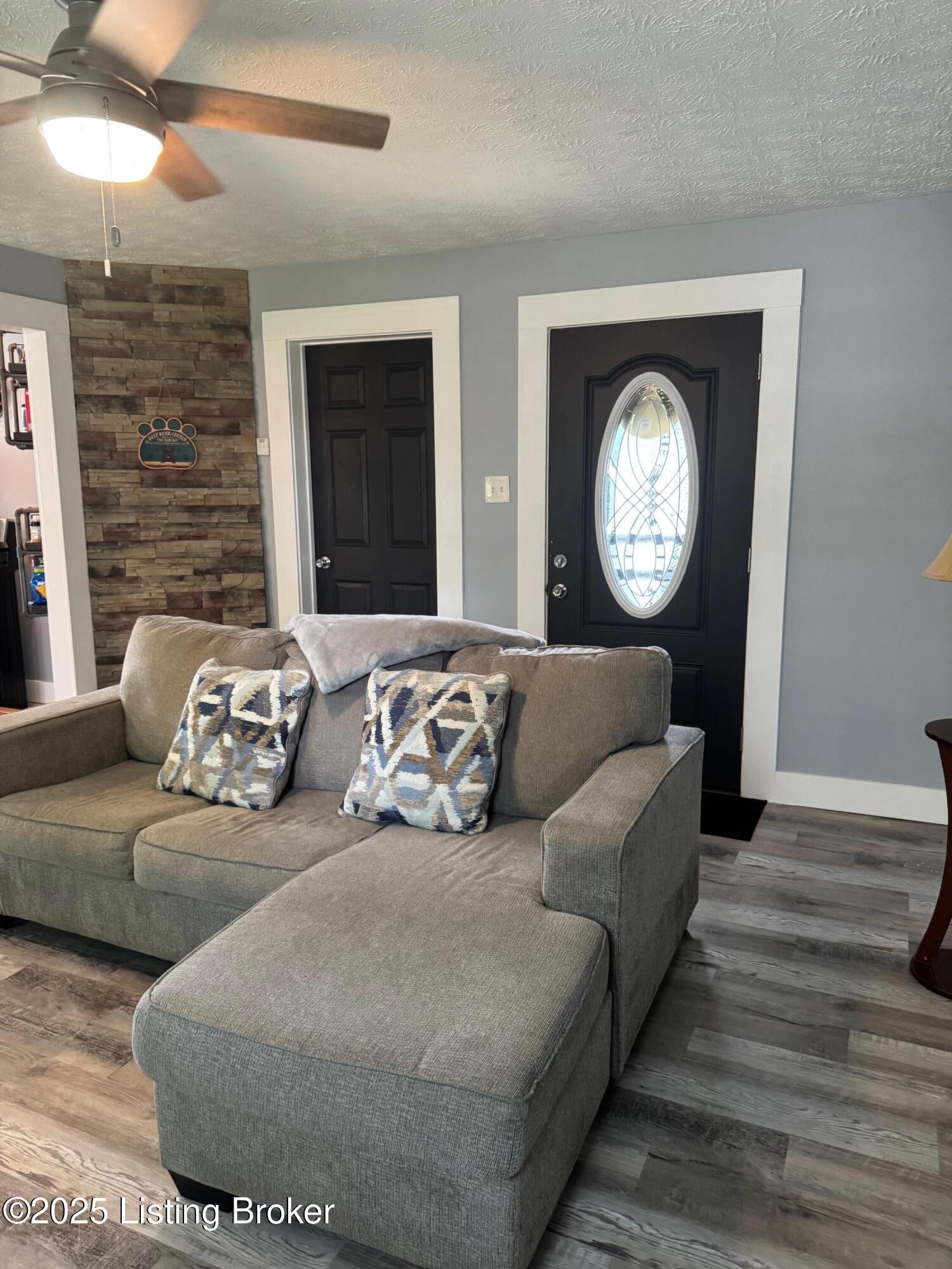 Property Photo:  111 S 28th St  KY 40212 