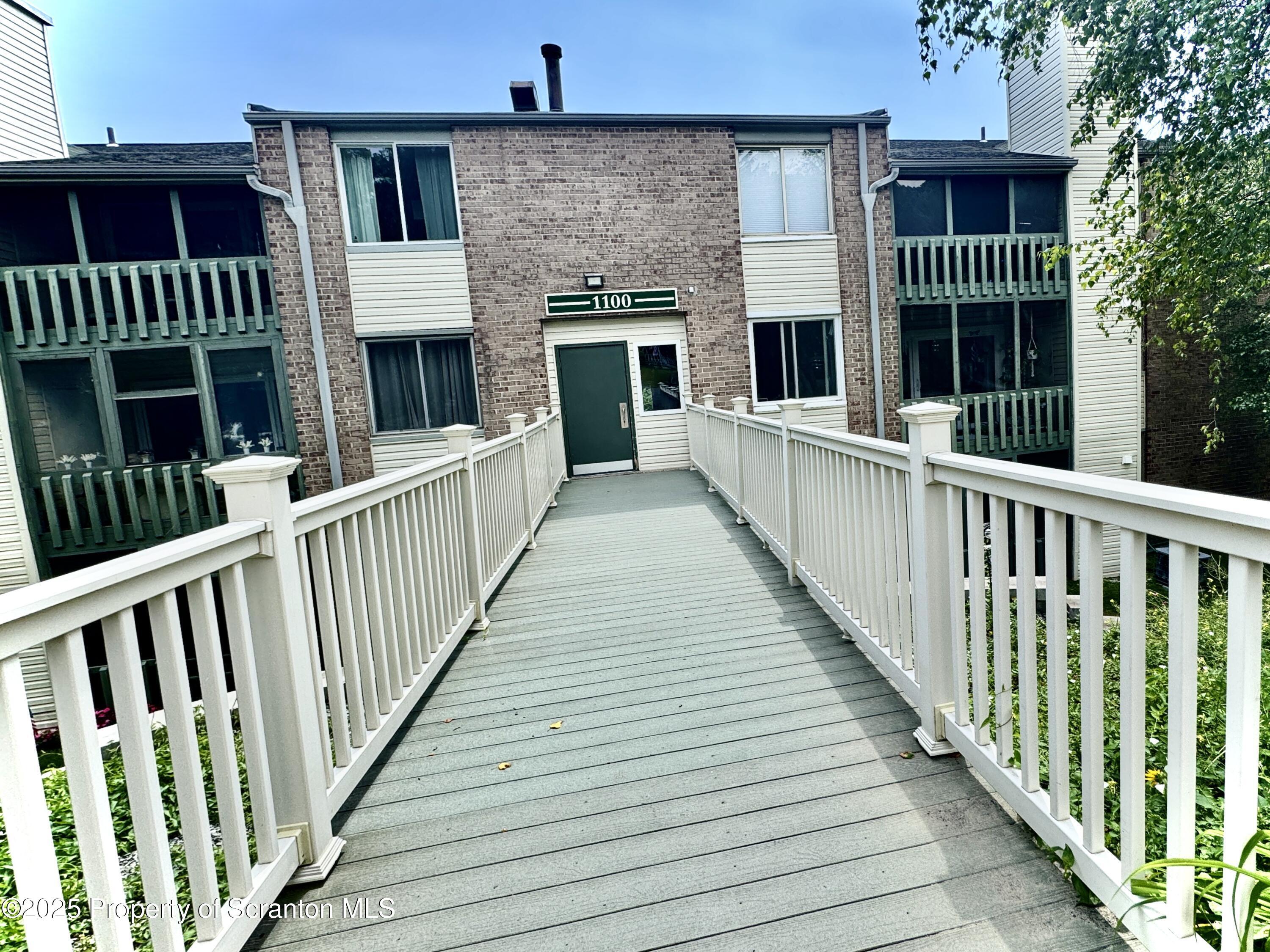 1107 Summit Point  Scranton PA 18508 photo