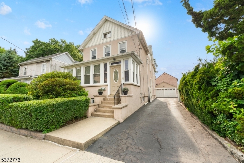 Property Photo:  32 Walter Hammond Pl  NJ 07463 