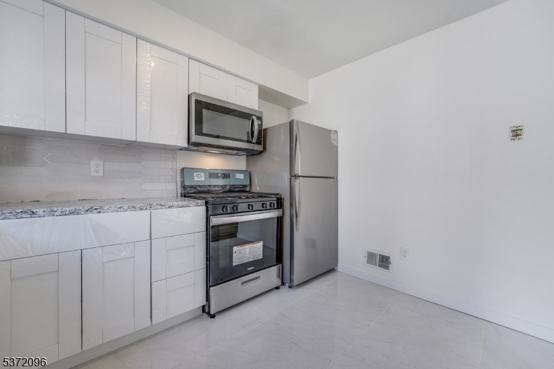Property Photo: 713 Orlando St NJ 08817