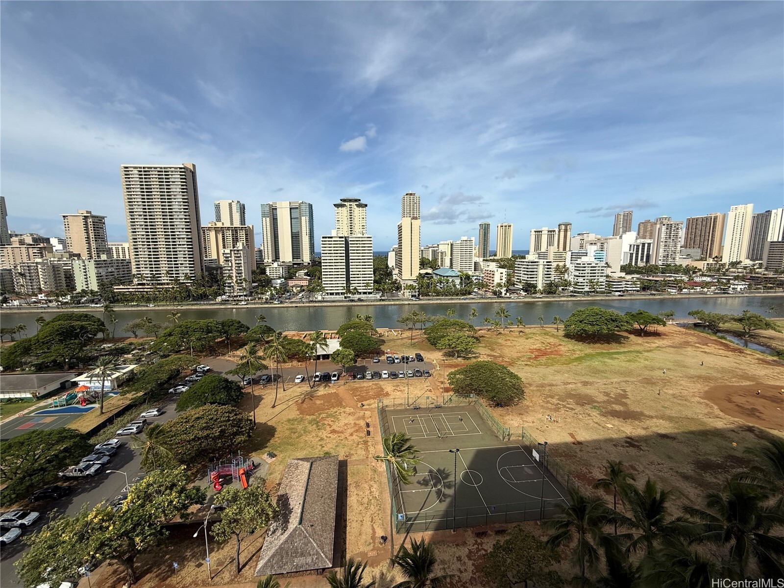 Property Photo:  500 University Avenue 1611  HI 96826 