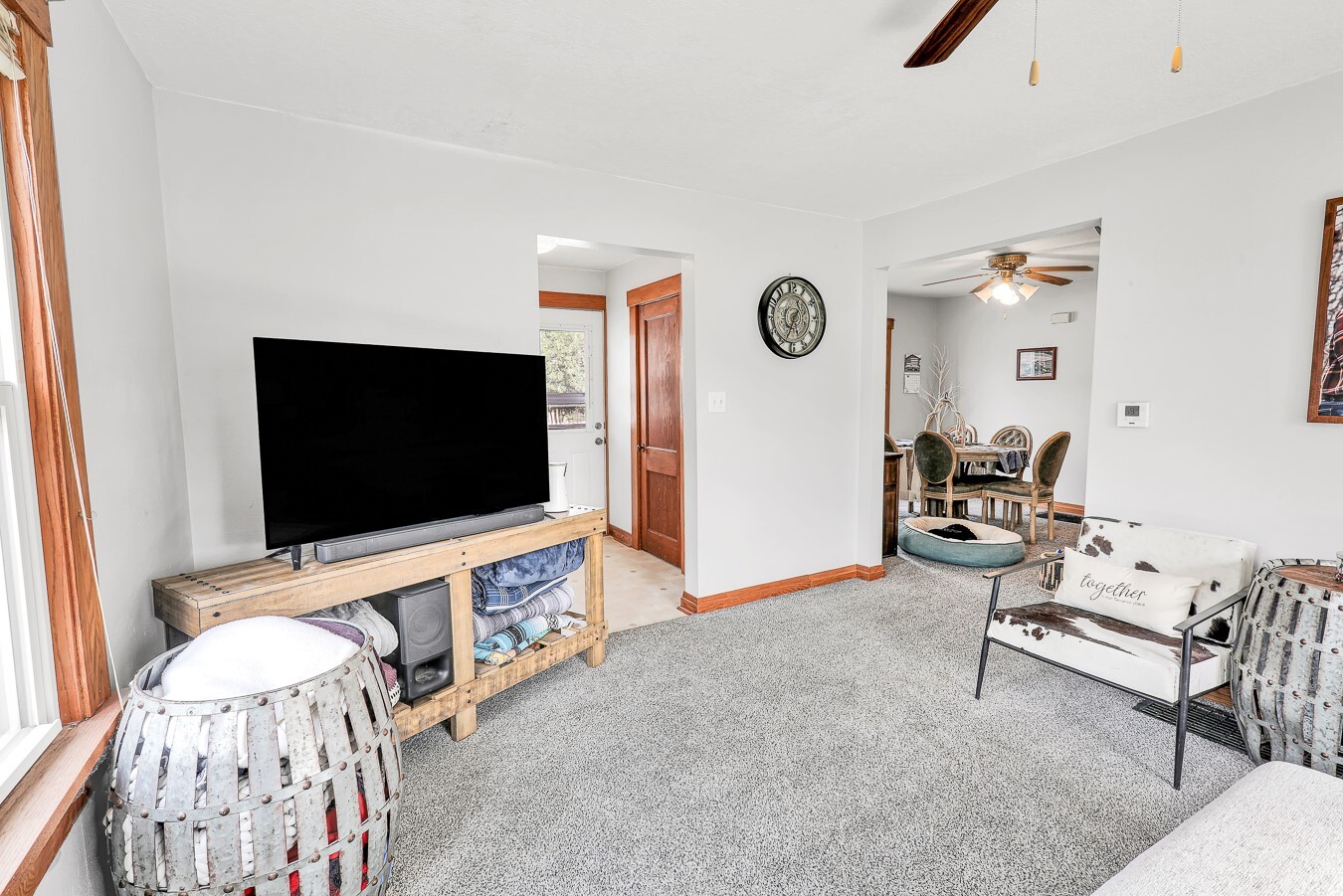 Property Photo: 615 S 8th Avenue W IA 50208