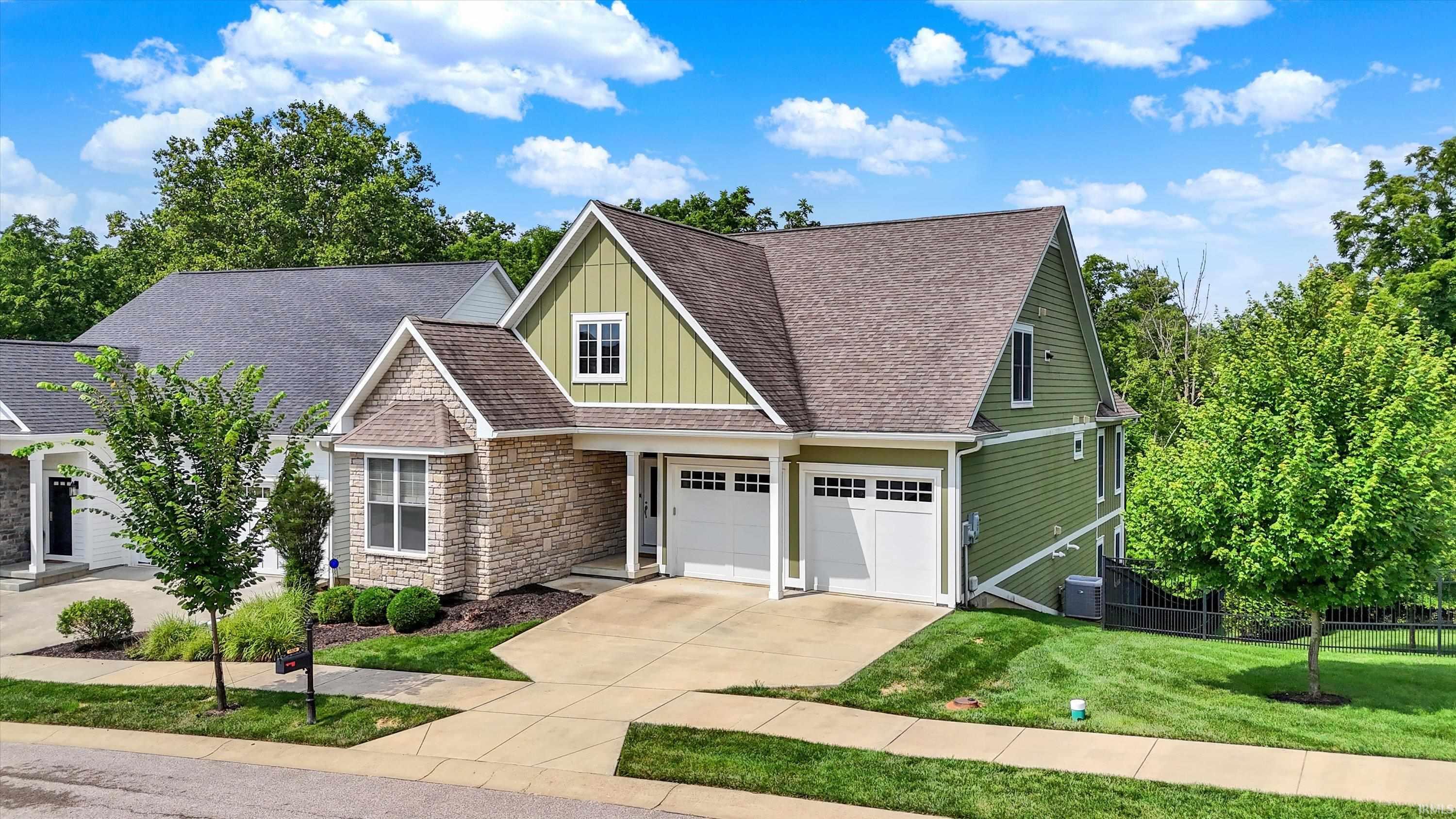 Property Photo: 1528 S Hathaway Court IN 47401