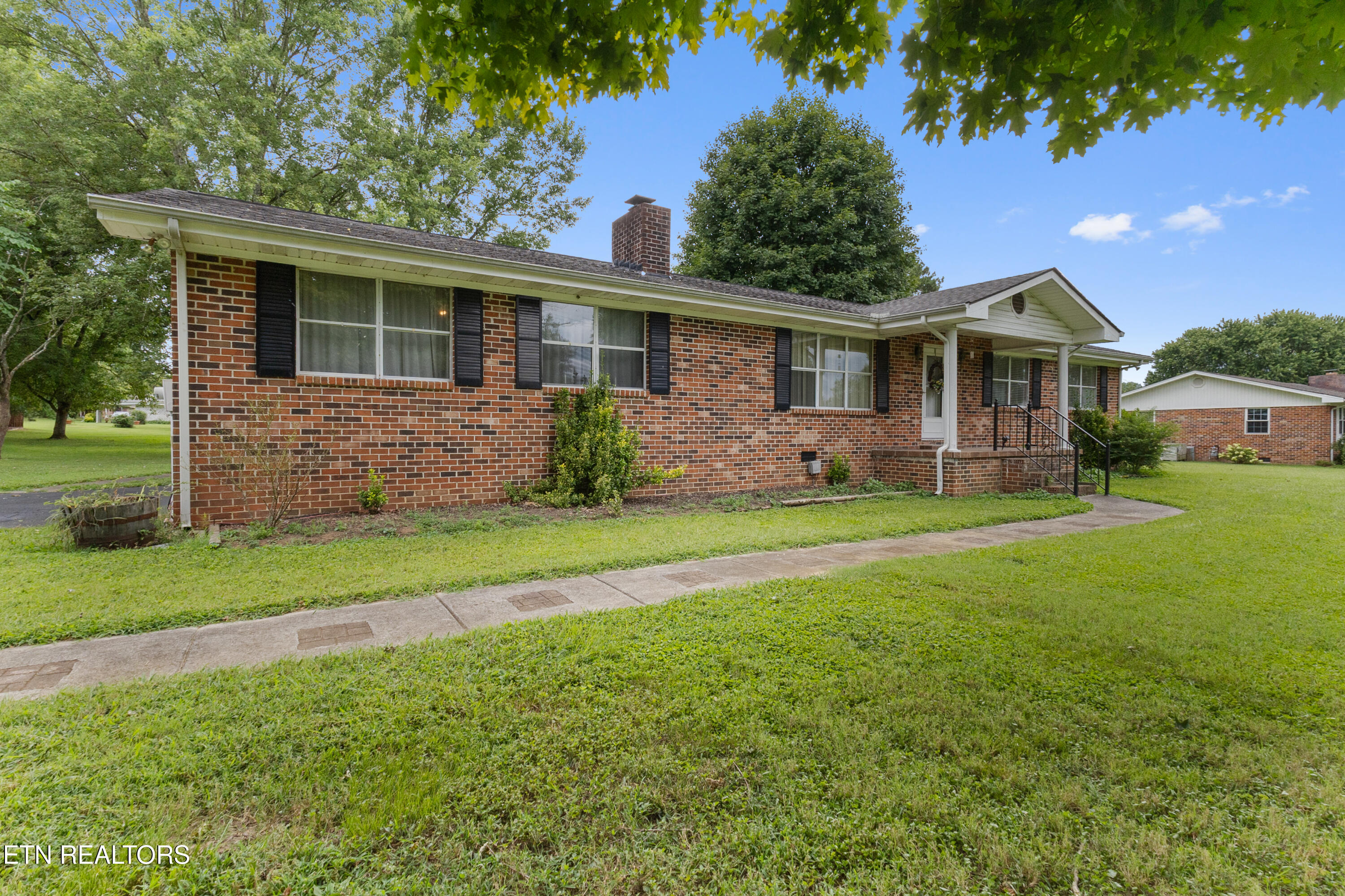 Property Photo: 330 Hutsell Drive TN 37322