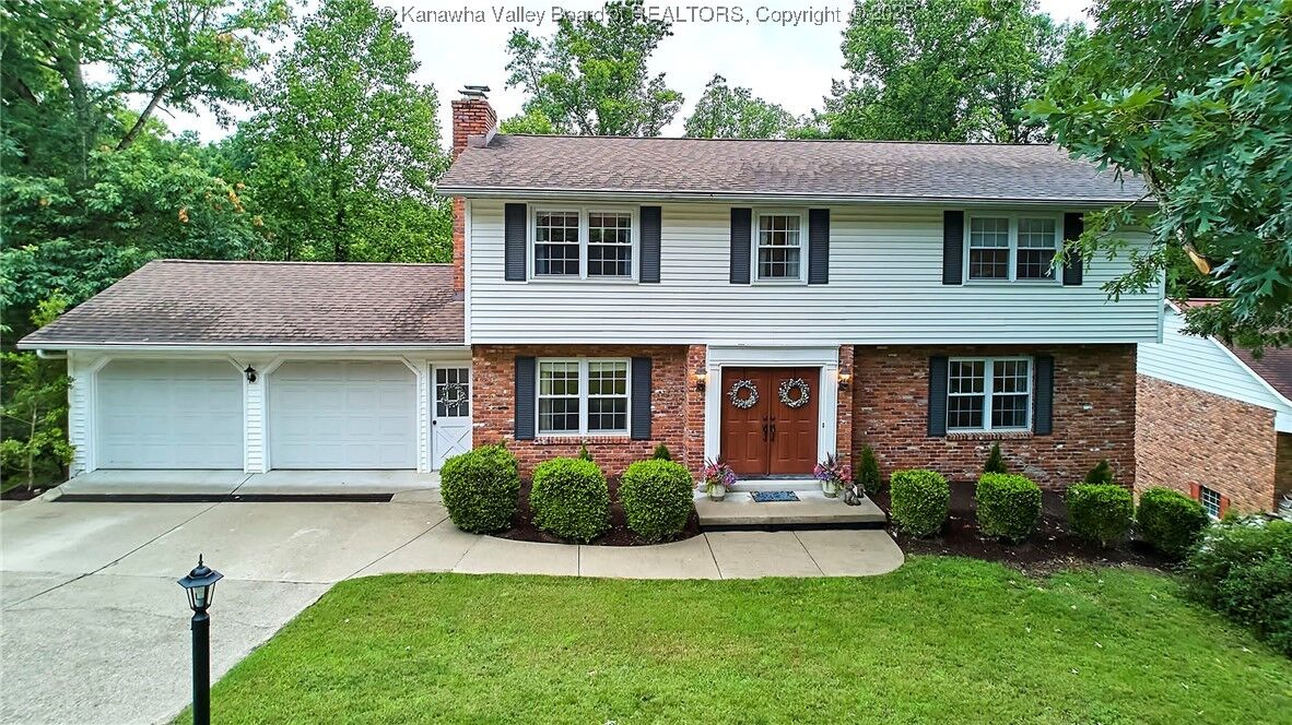 Property Photo:  1973 Parkwood Road  WV 25314 