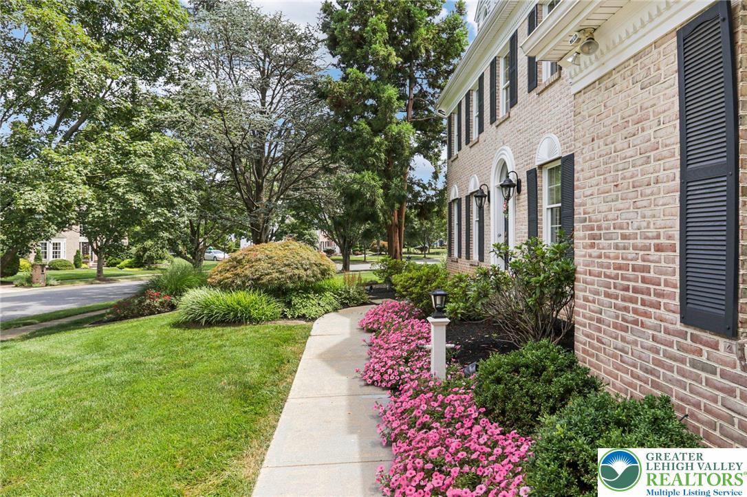 Property Photo:  6341 Sauterne Drive  PA 18062 