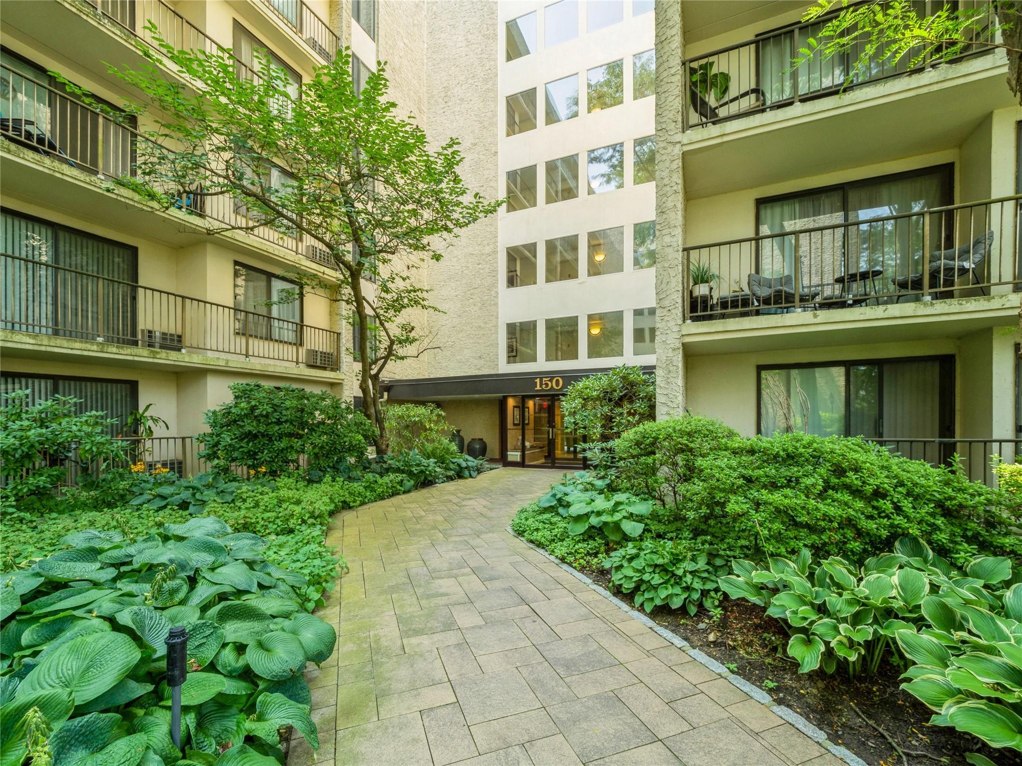 Property Photo: 150 Overlook Avenue 7A NY 10566
